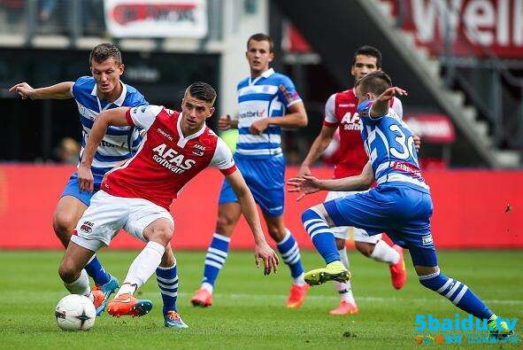 记者报道中 记者报道中