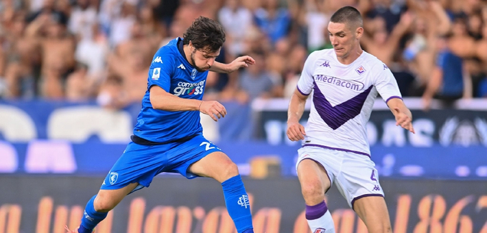 己的职业生 己的职业生