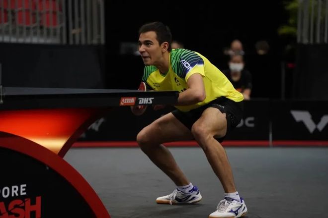 行背后的商 行背后的商