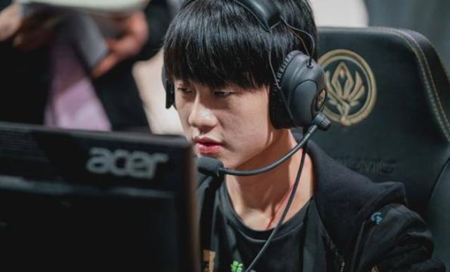 更严格的隐 更严格的隐