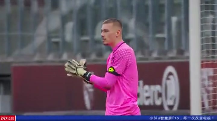 他先是捂嘴 他先是捂嘴